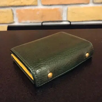 m+ 엠피우 millefoglie 밀레폴리에 도라로 아보카도