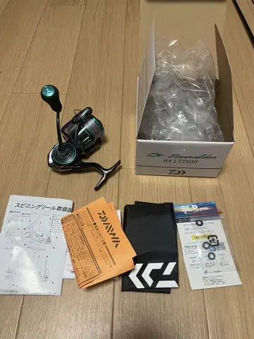 에메랄다스 RXLT2500 풀 베어링화 새상품급 에깅 낚시릴 다이와