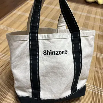 Shinzone 토트백 블랙