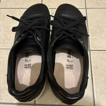 Birkenstock 블랙 스니커즈 41