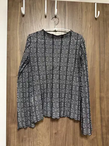 Ameri VINTAGE 긴팔 시어 탑