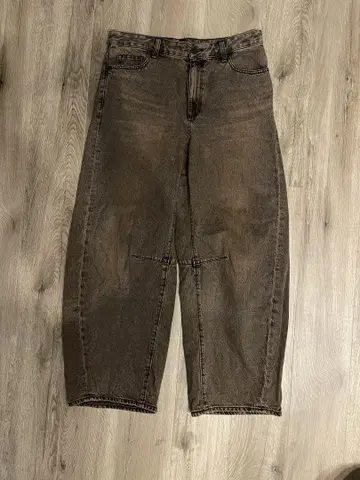 GU 배럴 레그 청바지 XL 브라운