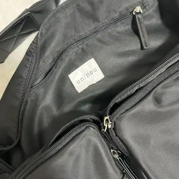 un/neu 블랙 숄더백