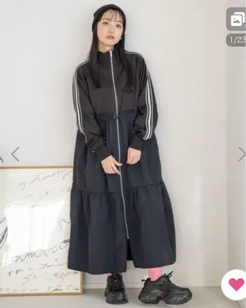 LOWRYS FARM 트랙 도킹 원피스 프리 사이즈