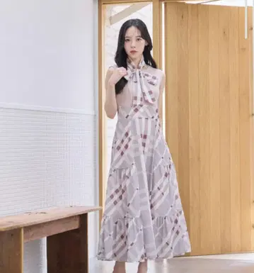evelyn 빅 체크 슬리브리스 롱 원피스