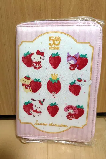 새상품 산리오 딸기 신문 멀티 케이스