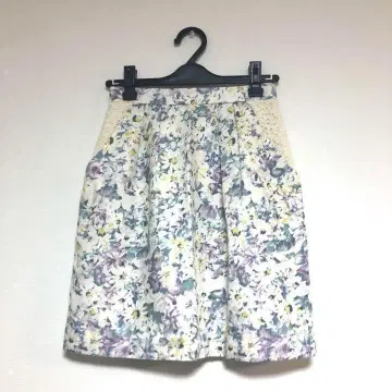 LAISEE PASSE 꽃무늬 스커트