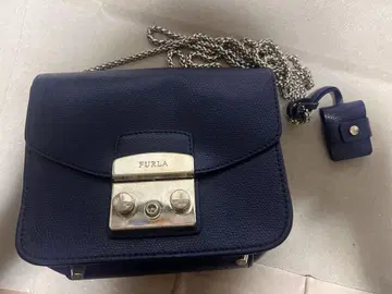 FURLA 메트로폴리스 네이비 숄더백