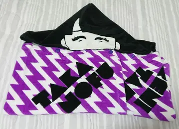 후드 허벅지 모모이로 클로버 Z 변신 타월 타카기 레니