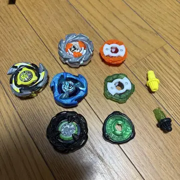 베이블레이드 세트 (레어 베이 포함)