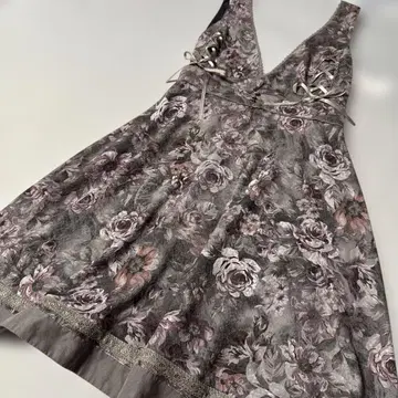 가격 인하 택 포함 새상품 엑시즈팜 앤티크 패턴 드레스 꽃무늬 원피스