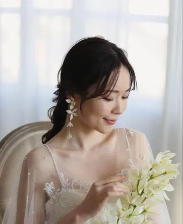 SWEET RIBBON 브라이덜 귀찌/비즈 플라워 체인 귀찌