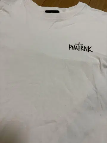PHARNK 화이트 T셔츠