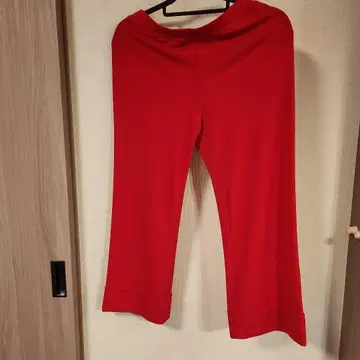 빨간색 캐주얼 팬츠 리브 밑단