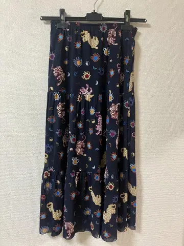 비비안 탐 동물 호랑이 무늬 네이비 티어드 롱 스커트