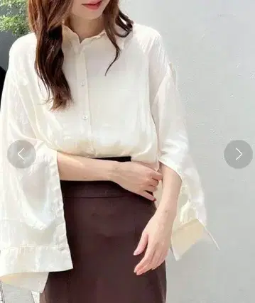 NOMAE 슬릿 슬리브 셔츠 아이보리