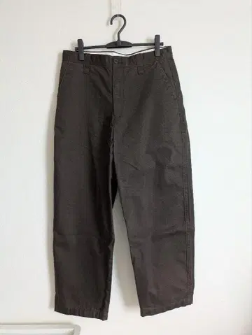 [ 새상품 ] UNIQLO U 와이드핏 치노 39 다크 브라운 85cm