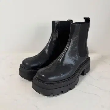 새상품급 세르지오로시 37 srMILLA 첼시 부츠 통굽 블랙