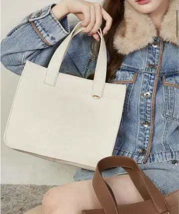 아이보리 토트백 컴팩트