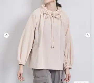유나이티드 애로우즈 오간자 프릴 리본 블라우스