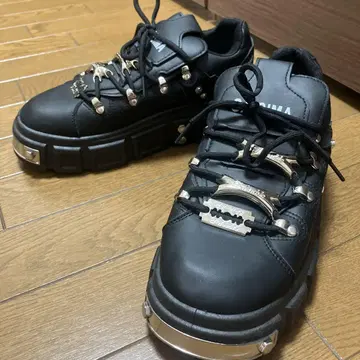 New rock 스타일 통굽 스니커즈 UNION