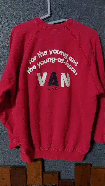 VAN'90s [ 아치 로고 자수 ] 맨투맨 트레이닝복