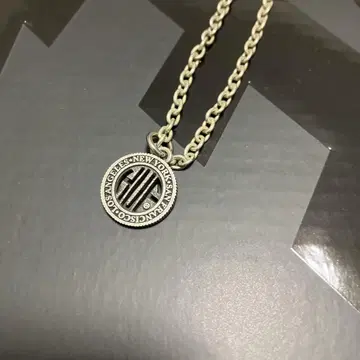 HUF 목걸이