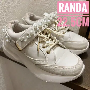 새상품급 RANDA 펄 비쥬 스니커즈 22.5cm
