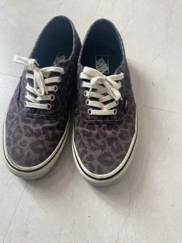 Vans 오센틱 레오파드 무늬
