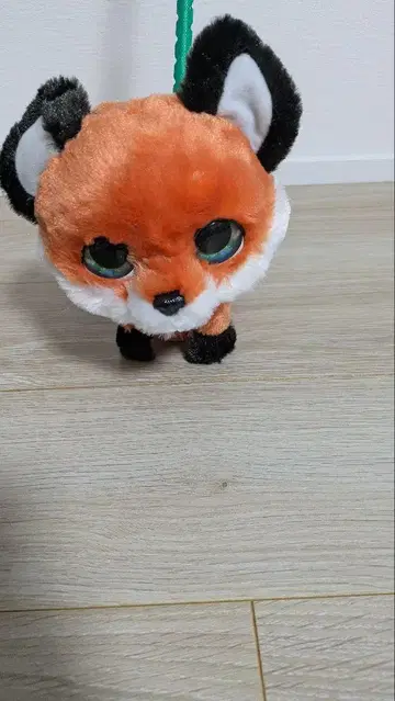 리드 달린 여우 봉제 인형