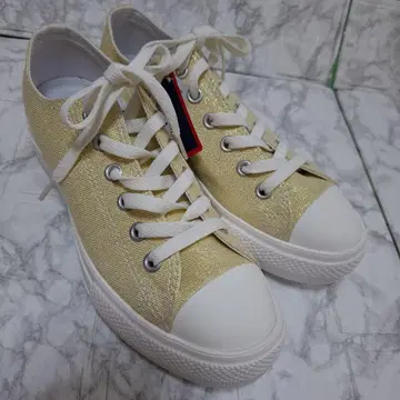 택 포함 미사용 새상품 컨버스 통굽 골드 캔버스 스니커즈