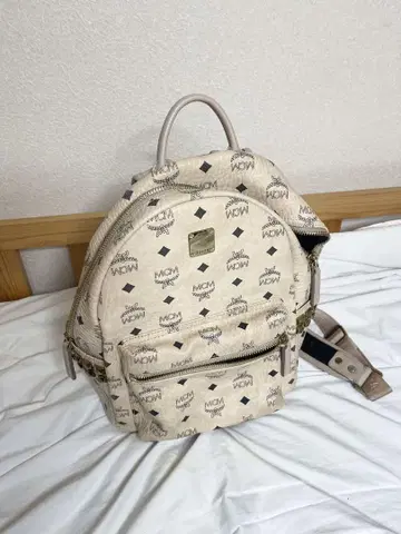 MCM 로고 프린트 베이지 백팩