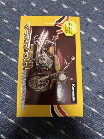 KAWASAKI 750-SS 1/12 모델 키트