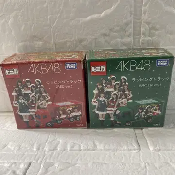 [ 미개봉 ] 토미카 AKB48 랩핑 트럭 RED GREEN