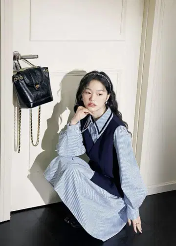 KUOSE 스트라이프 슬리브리스 원피스 벨트 포함