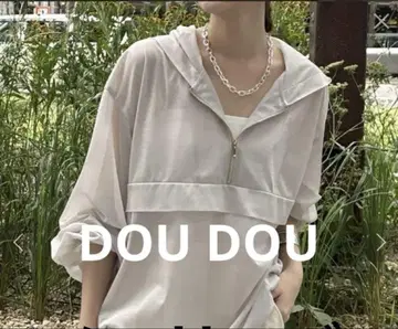 doudou 트렌드 후드 부착 라이트 베이지 마운틴 후드티 미사용