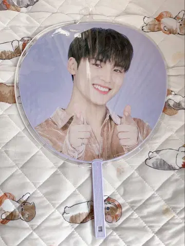 SEVENTEEN 민규 부채