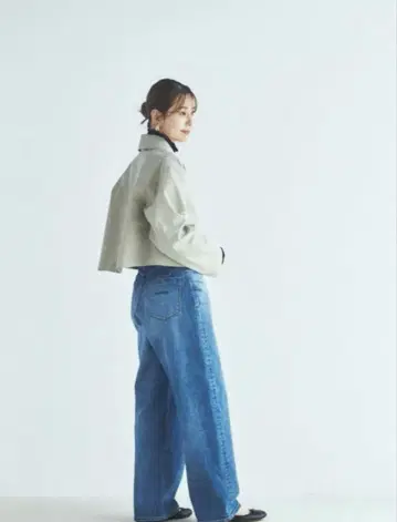 YANUK JOAN