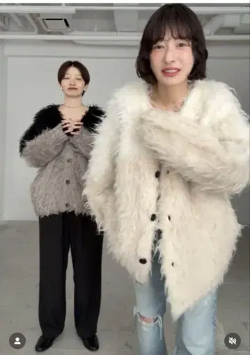 CLANE BI COLOR SHAGGY KNIT CARDIGAN