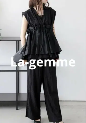 La-gemme 페플럼 개더 상의 팬츠 셋업