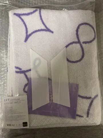 새상품 미사용 BTS SOWOOZOO BEACH TOWEL