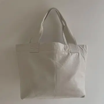하르메크 시어링 가죽 경량 토트백 M 아이보리