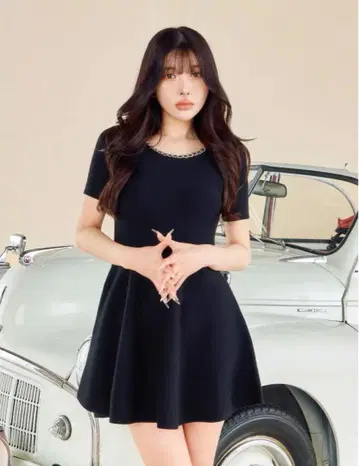[ Darich ] 블랙 A라인 반팔 미니 원피스