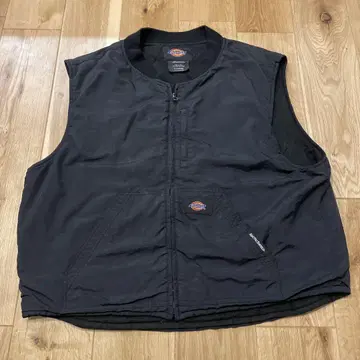 Dickies 블랙 베스트