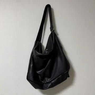 tk. TAKEO KIKUCHI 루즈 빅 숄더백 블랙