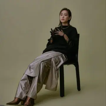 MIREI KIRITANI x AMERI ELEVATOR KNIT TOP