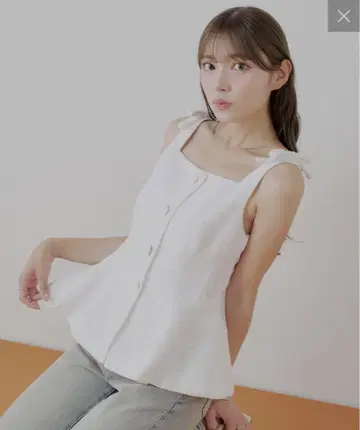 [ 새상품급 ] Chico 프론트 버튼 트위드 페플럼 베스트 화이트
