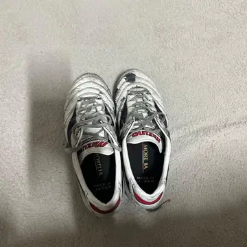 미즈노 모렐리아 2 재팬 축구화 화이트/블랙 인솔 새상품