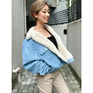 GYDA 코듀로이 보아 자켓