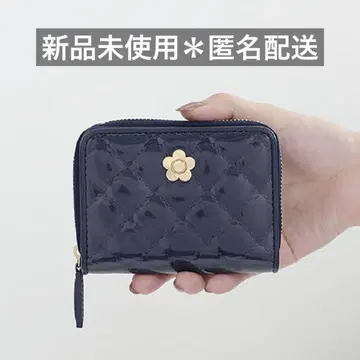 MARY QUANT 에나멜 퀼트 멀티 지갑 네이비